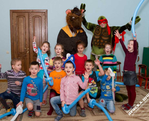 Черепашки Ниндзя на празднике у Айрика